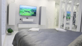 Small Lux Apartment